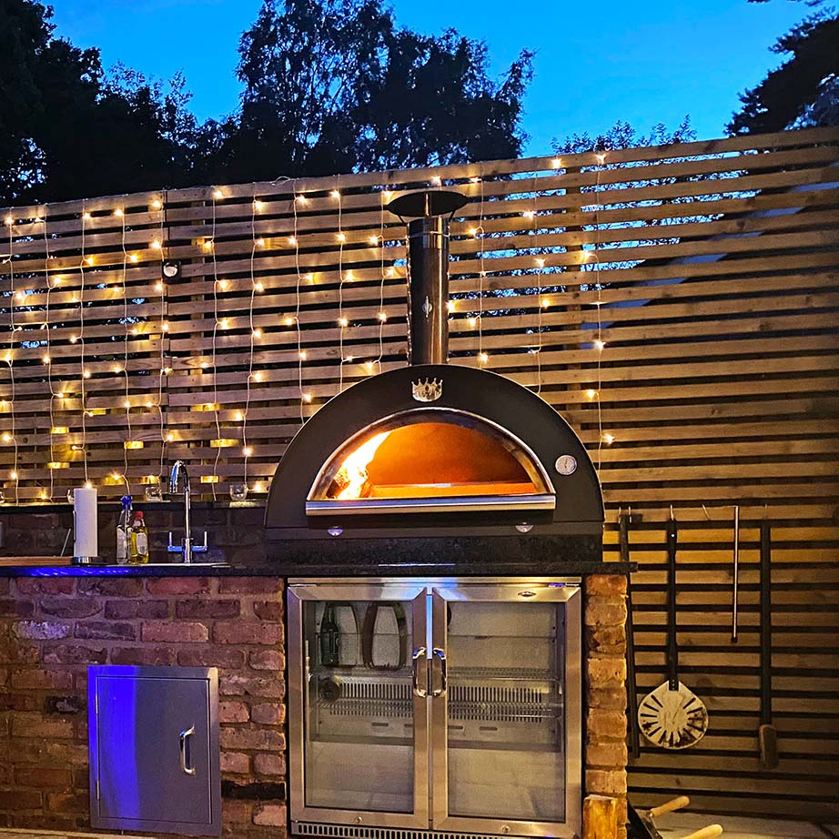 Clementi Family Pizza Oven black front