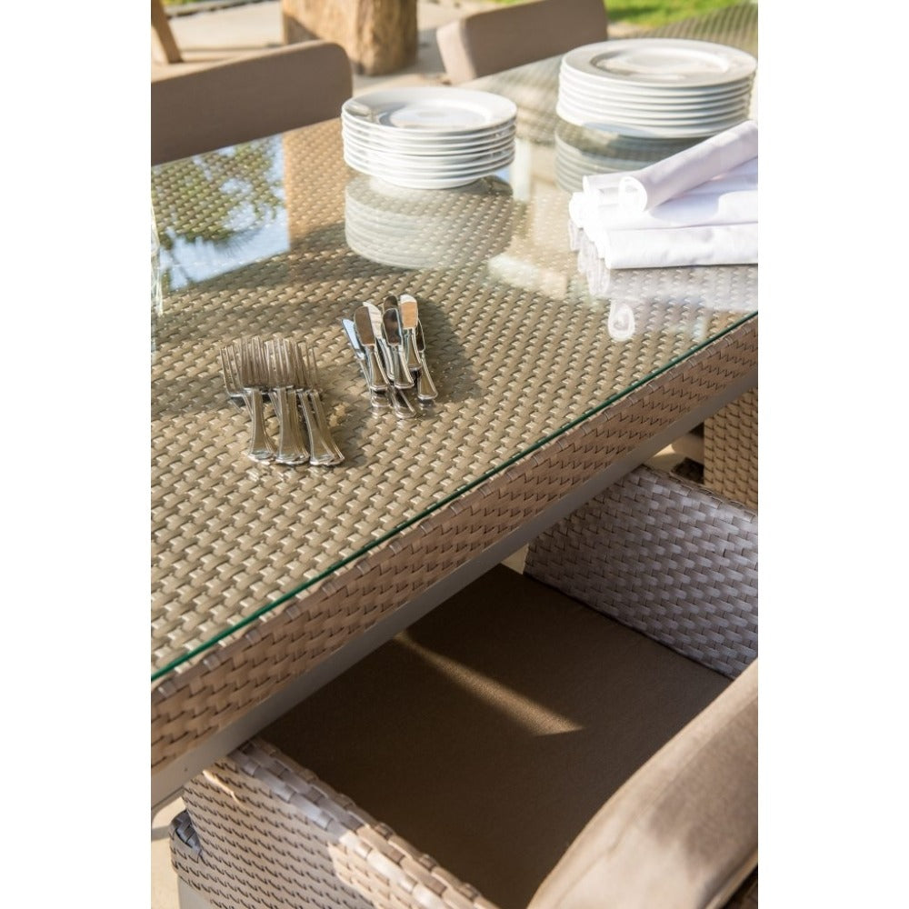 Brafta 8 Seat Dining Set table