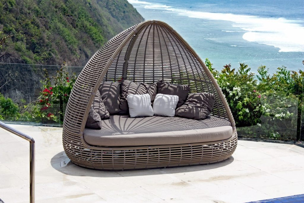 Skyline Design Shade Kubu Mushroom Rattan Daybed