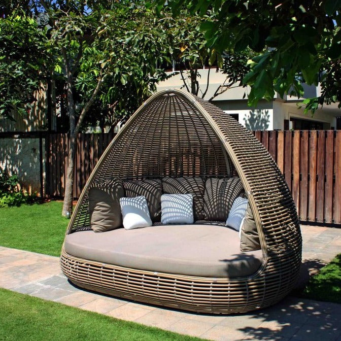 Skyline Design Shade Kubu Mushroom Rattan Daybed