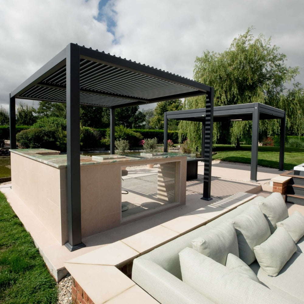 Maranza Vented Pergola pair